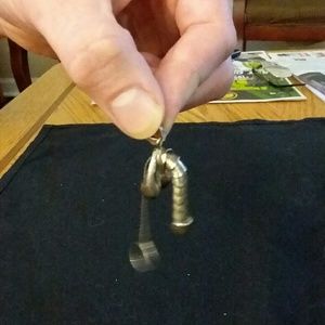 Movable penus pendant